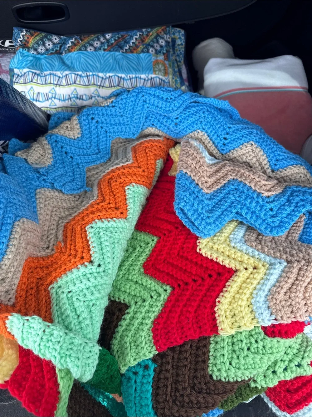 1970’s Vintage Handmade Multicolor Chevron Crochet Throw Blanket